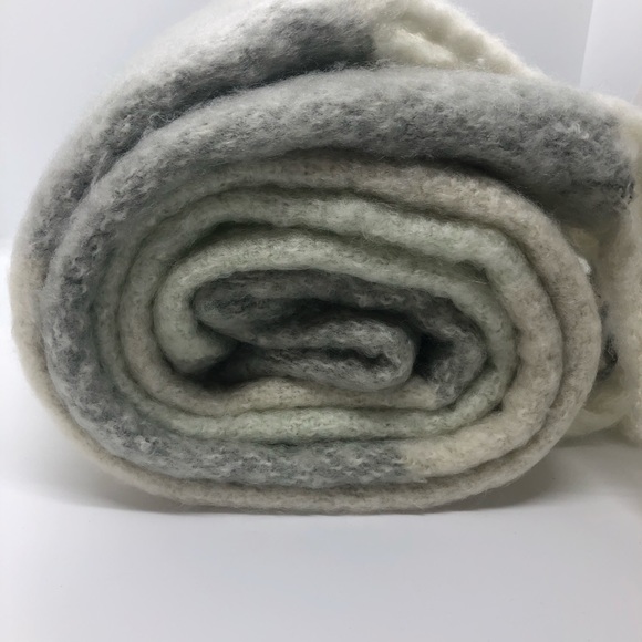 Free People Grey Plaid Soft Blanket Scarf - Picture 2 of 7